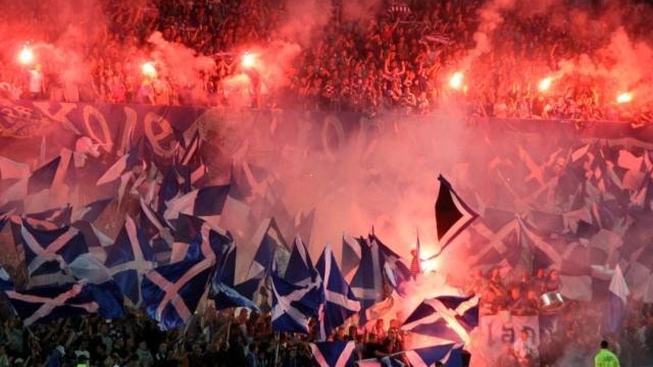 VIDEO Lecție pentru dinamoviști? Vezi cine sunt "spartanii" care au speriat Italia!