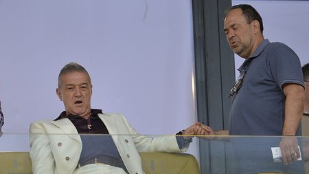 Reacția lui Gigi Becali după meciul cu CS U Craiova. L-a făcut praf pe unul dintre jucătorii săi preferați: "Nu e de Steaua!" Patronul FCSB a anunțat că vrea să aducă încă trei jucători
