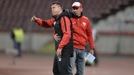 Golul lui Zlatinski a declanșat scandalul! Reacție incredibilă a lui Contra. Ce le-ar fi spus jucătorilor olteni la final: "Cu noi vă dați viața, cu Steaua..."