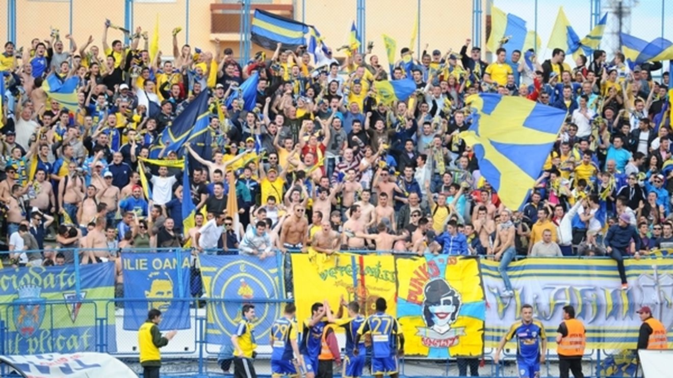 Steaua a fost penalizată cu 20.000 de lei,** Rapid și Dinamo cu câte 10.000! Cea mai dură amendă a primit-o Petrolul