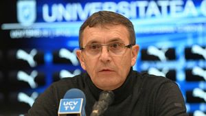 Bomba anunțată de ProSport în exclusivitate, confirmată oficial! Eugen Neagoe a fost dat afară de Universitatea Craiova