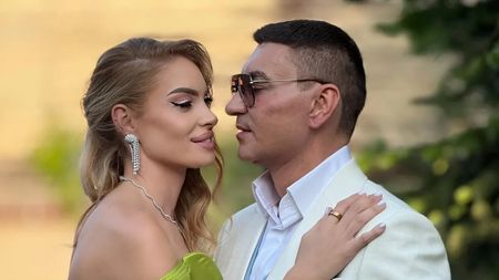 Cum ține Valentina Pelinel viu focul iubirii cu milionarul Cristi Borcea: „Unele seri nu cer cuvinte”