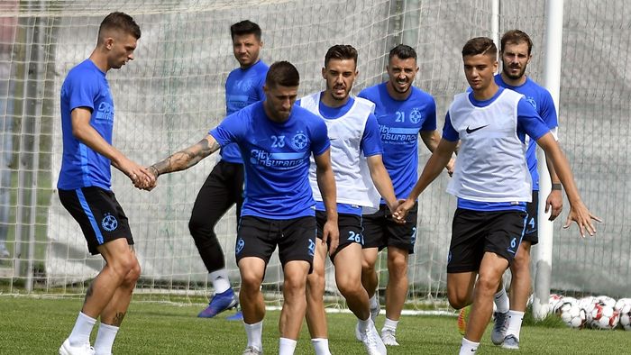 Foştii fotbalişti de la FCSB au eşuat la echipa de play-off. Vor să plece la alt club din Superliga