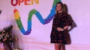 Cât costă rochia purtată de Halep la petrecerea de la Wuhan!