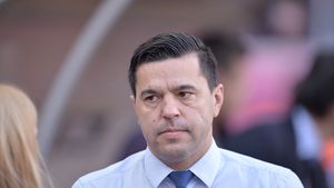 Ioan Andone are mare încredere în Cosmin Contra că poate să o schimbe pe Dinamo: „Din primul an o să-l vedem în cupele europene!” + Ce problemă are noul antrenor al „câinilor”