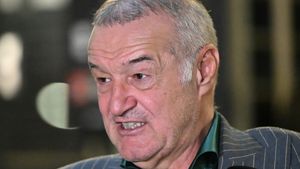Gigi Becali, pus în gardă în legătură cu transferul lui Mario Tudose: „Cu siguranță vor veni oferte în iarnă!”
