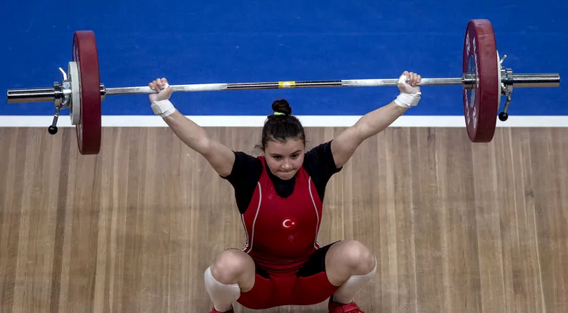 Dana Berchi - locul 7 la categoria 53 kg, la Campionatele Europene de haltere