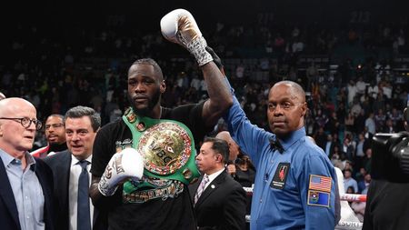 VIDEO | Deontay Wilder, campion WBC după ce l-a făcut K.O. pe Ortiz 