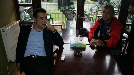 INCREDIBIL Becali mută Steaua la Băneasa:** "Ca să rămân în Ghencea, cei de la Nord să-i BATĂ‚ pe ăia de la Sud"