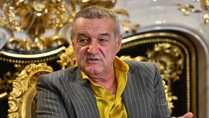 Gigi Becali poate da lovitura și după meciul cu Anderlecht! Scouterii unui club de top din Europa vin pe Arena Națională pentru două „perle” de la FCSB | EXCLUSIV