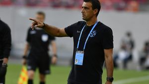 Harlem Gnohere, atac la Bogdan Vintilă!? „Nu pot să îi spun numele celui mai enervant antrenor!” Ce zice despre Mihai Pintilii