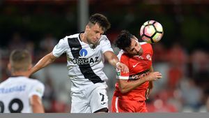 SPECIAL | Golgheterul României are un singur gol în Kazahstan. Liga 1 a creat în ultimii 5 ani doar golgheteri care au dezamăgit după ce s-au transferat. Llullaku: "Aici e alt fotbal și nu m-am obișnuit repede". Ce are în comun cu Rusescu, Tade, Antal și Hora