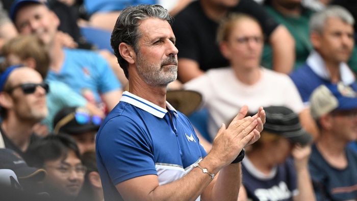Patrick Mouratoglou, atac la elevul lui Darren Cahill. Foştii antrenori ai Simonei Halep, implicați în rivalitatea momentului din tenis: „Sinner nu e peste Alcaraz”