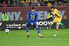 Doi fotbali&#537;ti au fost convoca&#539;i de urgen&#539;&#259; &icirc;naintea meciului decisiv Bosnia &ndash; Rom&acirc;nia