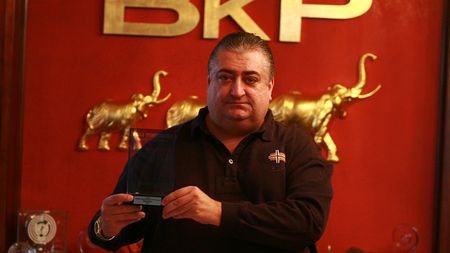 "Noul antrenor trebuie** să ne ducă în Ligă!"