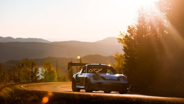 David Popovici își poate pregăti banii să cumpere un alt bolid! Porsche lansează noul Porsche 911 Turbo
