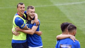 Trebuie sau nu să se retragă Vlad Chiricheș și Alex Maxim de la echipa națională? Părerea „Magicianului”: „E normal să se simtă vânați”