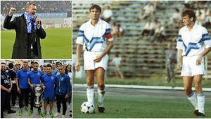 INTERVIU | "Grande" Craioveanu își aduce aminte de un meci din Regie, din '94, înaintea finalei Cupei cu FC Hermannstadt. "Nu e normal ca o echipă așa de mare ca Știința să stea fără trofeu 25 de ani". Lacrimile pentru Săndoi, "Bursucul" pescar, locul 3 și Chuck Norris


