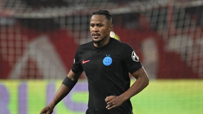 Reacția lui Siyabonga Ngezana după moartea coechipierului din națională! Fotbalistul FCSB are inima sfâșiată de durere