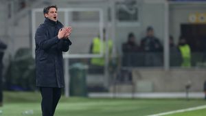 Britanicii au văzut eliminarea lui Chivu din Champions: „Moment istoric”