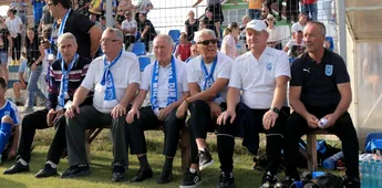 Legendele Craiovei Maxima întâlnesc „echipa Parlamentului”, într-un meci omagial pentru Jean Niţulescu, la Caracal. Lucian Bute, printre invitaţi