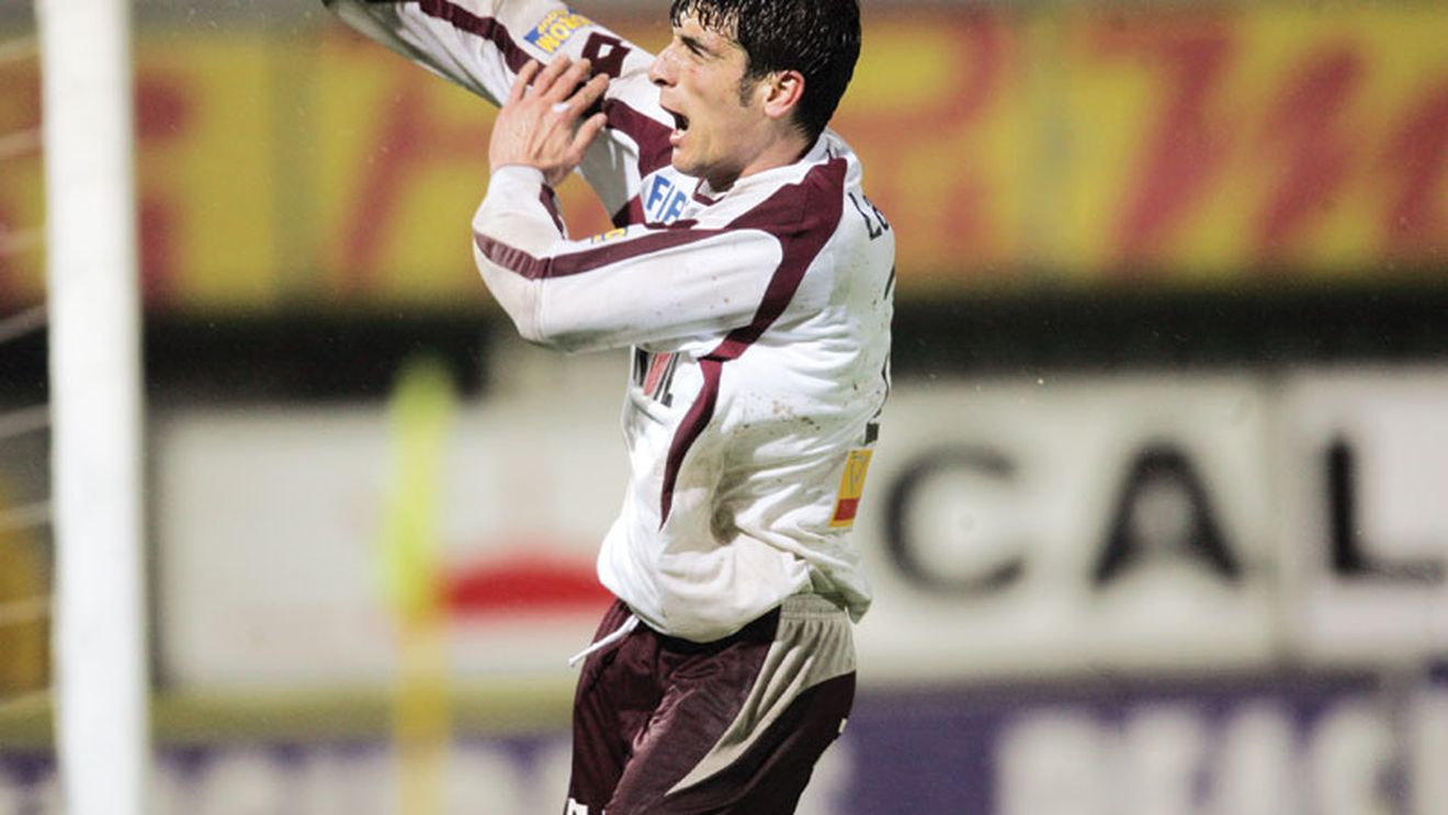 Trag de Niculae: „Hai acasă!"