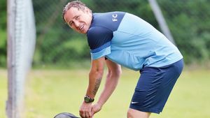 "Over" Reghe! De la Protasov, fanii Stelei n-au mai văzut așa ceva!** Reghecampf le dă de muncă lucrătorilor de la casele de bilete