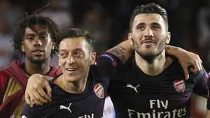 Infractorul care a vrut să tâlhărească doi fotbaliști în plină stradă a rămas, în pușcărie, fără unul dintre ochi, după ce a fost atacat de alt deținut