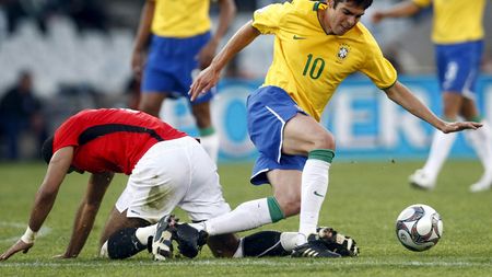 'Galacticul' Kaka **a salvat Brazilia!