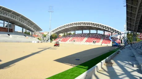 FOTO | Lucrări pe mai multe planuri la noul stadion 