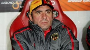 Presa turcă: Rijkaard demis, Hagi la Galata!** "Îmi doresc foarte mult să ajung acolo, dar președintele decide!"
