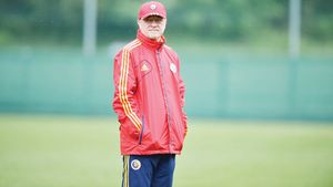 Pe Nașu îl doare în Pălărie!** Cum e "executat" un tip incomod în fotbalul românesc