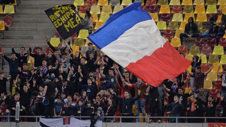 FOTO | Fanii FCSB nu au mai suportat! Jucătorii vicecampioanei, "taxați" pe Arena Națională: mesajele cu care au fost întâmpinați de galerie