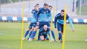 Paella roș-albastră!** Plusuri și minusuri din primul cantonament al Stelei. Fotbalistic OK, organizare și imagine KO