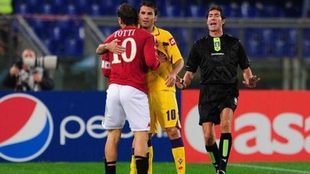 Mutu și Totti: Amintirea unui SMS care le-ar fi schimbat viața!** "Duelul decarilor modificați genetic pentru gol"