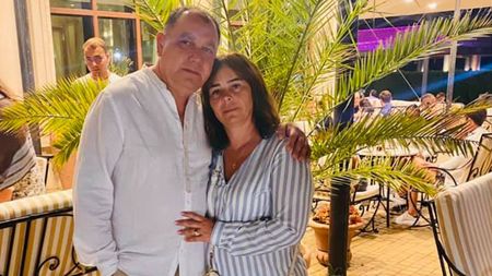 Președintele unui club din Liga 3 și soția sa, medicul de familie care ar fi falsificat adeverințe de vaccinare pentru jucători, au fost arestați! Meciul din campionat, anulat de FRF