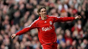 Fernando Torres și-a prelungit contractul cu Liverpool până în 2013