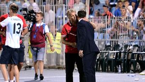 Dan Petrescu vs. Mirel Rădoi, în seara aceasta, în CFR Cluj – Universitatea Craiova. Olteanul a pierdut duelurile de până acum cu „Bursucul”, inclusiv unul pentru un trofeu