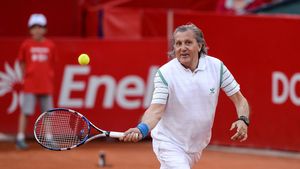 "Nimeni nu mai vorbea cu el!" Un septuplu campion de Mare Șlem povestește cum a fost "îmblânzit" Ilie Năstase. Newcombe și-a amintit de "Nasty" vorbind despre noul rebel al circuitului, Nick Kyrgios. EXCLUSIV | Reacția lui Ilie Năstase