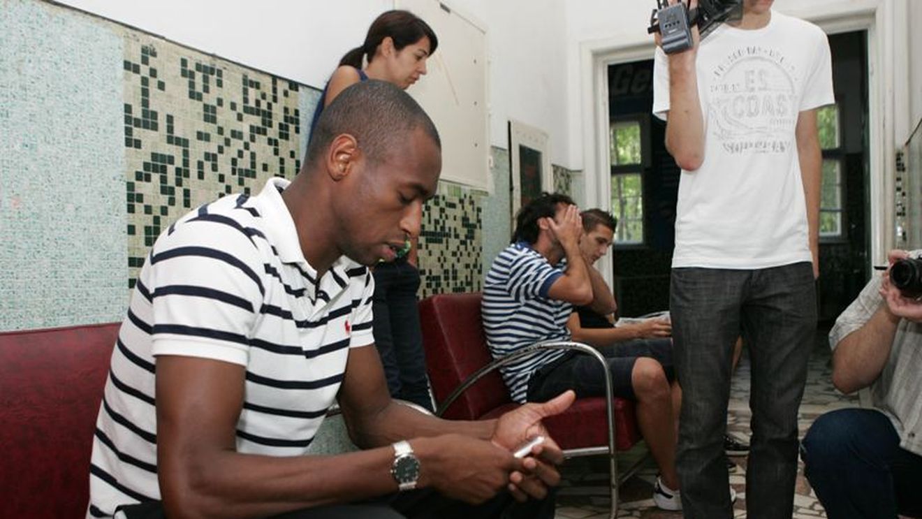 Nu mai au semnal!** Abonamentele telefonice ale angajaților Rapidului au fost blocate!