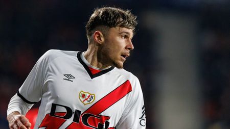 E gata cu transferul lui Andrei Rațiu la FC Barcelona. Anunțul jurnalistului Toni Juanmarti