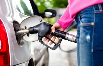Toți șoferii din România, obligați să plătească. Intră în vigoare pe 1 iulie pentru diesel și benzină