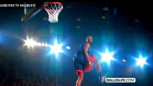 VIDEO Nici în NBA nu vezi așa ceva!** Cel mai tare slam dunk ever