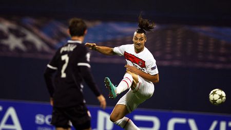 VIDEO "Kung-fu Ibra", ironizat de francezi: este primul om ce a mâncat un cal :)!** Filmulețul care îl va face pe suedez să se întrebe: "Ă‚sta-s eu?"