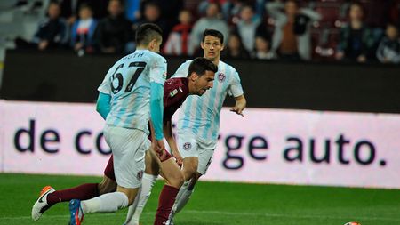 Muth îl scoate pe Mutu din Cupă| CFR Cluj - ASA Târgu Mureș 2-0.  Greșelile uriașe ale fundașului de la ASA au facilitat "dubla" lui Bud, care a dus CFR în finala Cupei