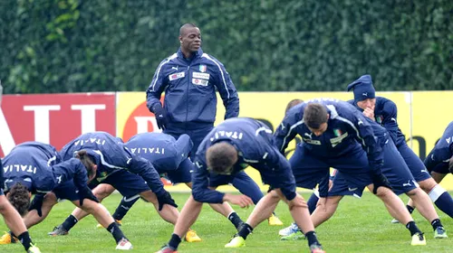 FOTO Lui Balotelli nu i-a venit să creadă!** Surpriza de care a avut parte atacantul la antrenamentul Milanului