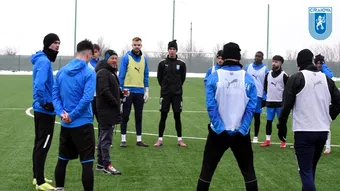 Universitatea Craiova îşi trimite echipa a doua la pregătire în Antalya. Oltenii țintesc la Liga 2, antrenorul Ştefan Florescu vrea încă două achiziții. EXCLUSIV