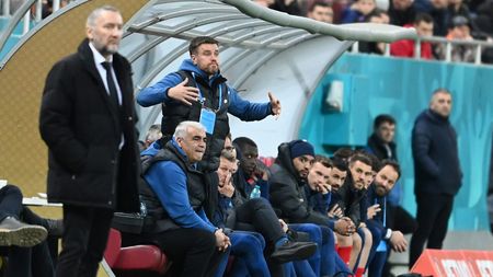 Gigi Becali a găsit înlocuitor pentru Mihai Pintilii, care să stea pe banca lui FCSB. Soluția vine chiar din conducerea clubului