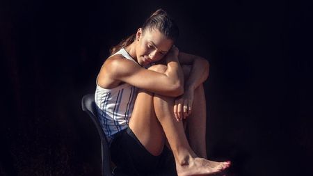 În urmă cu o lună reușea victoria carierei, acum se deplasează cu cârje! Jaqueline Cristian, imagini care te lasă fără cuvinte | VIDEO