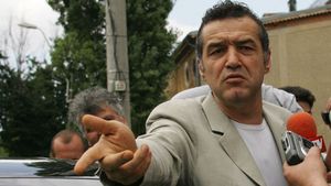 Becali a rămas interzis!** Prima reacție după RUȘINEA de la Mediaș și jucătorul care l-a scos din minți: "Mi-a DISTRUS echipa"